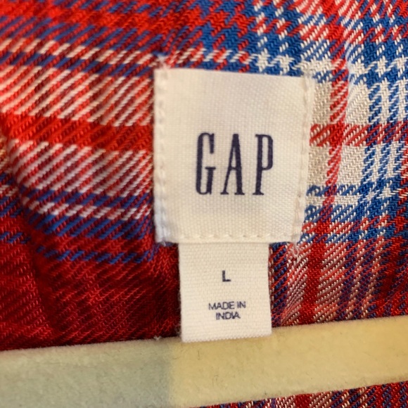 EUC Worn Once GAP Plaid Button Down - Picture 3 of 4